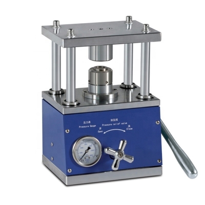 Macchina di piegatura delle cellule della moneta del laboratorio per la batteria 200kg/cm2 del bottone di Max Pressure